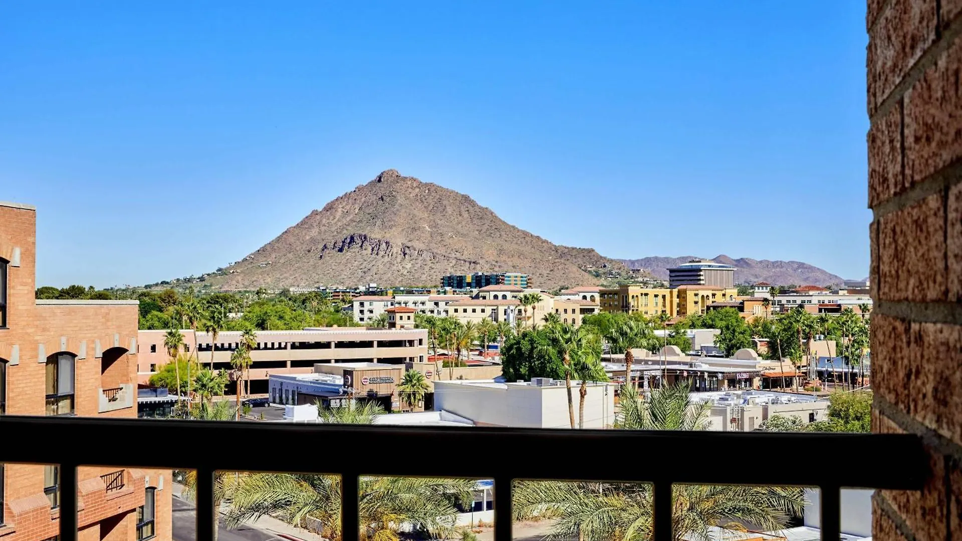Scottsdale Marriott Old Town Hotel 3*,